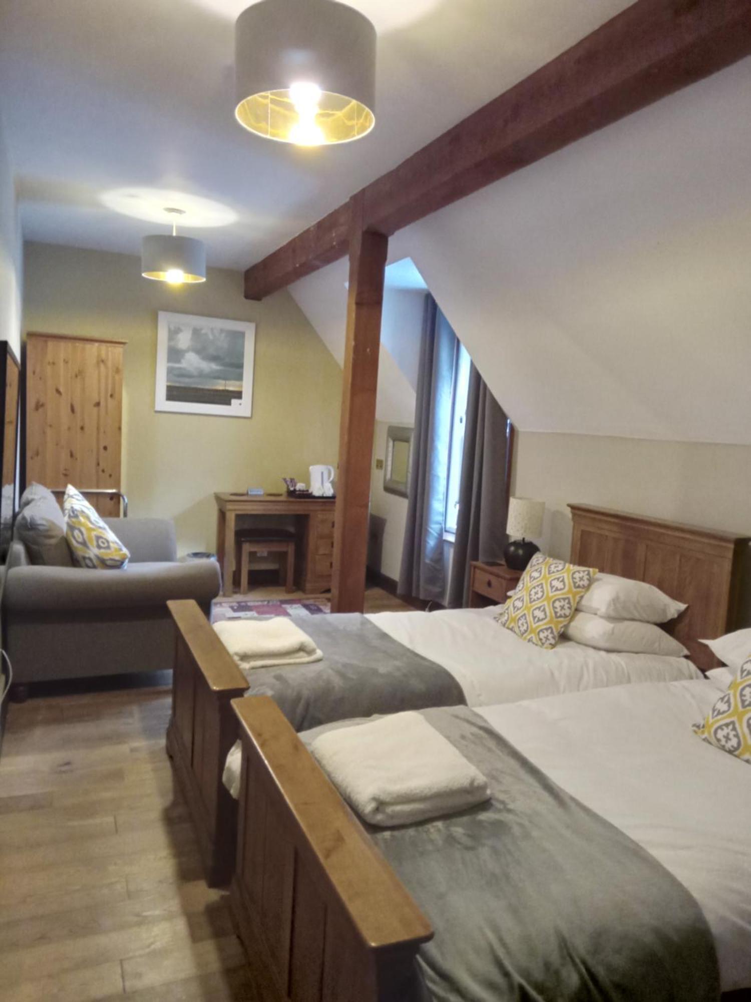 Lime Tree Hotel Форт Уилям Екстериор снимка