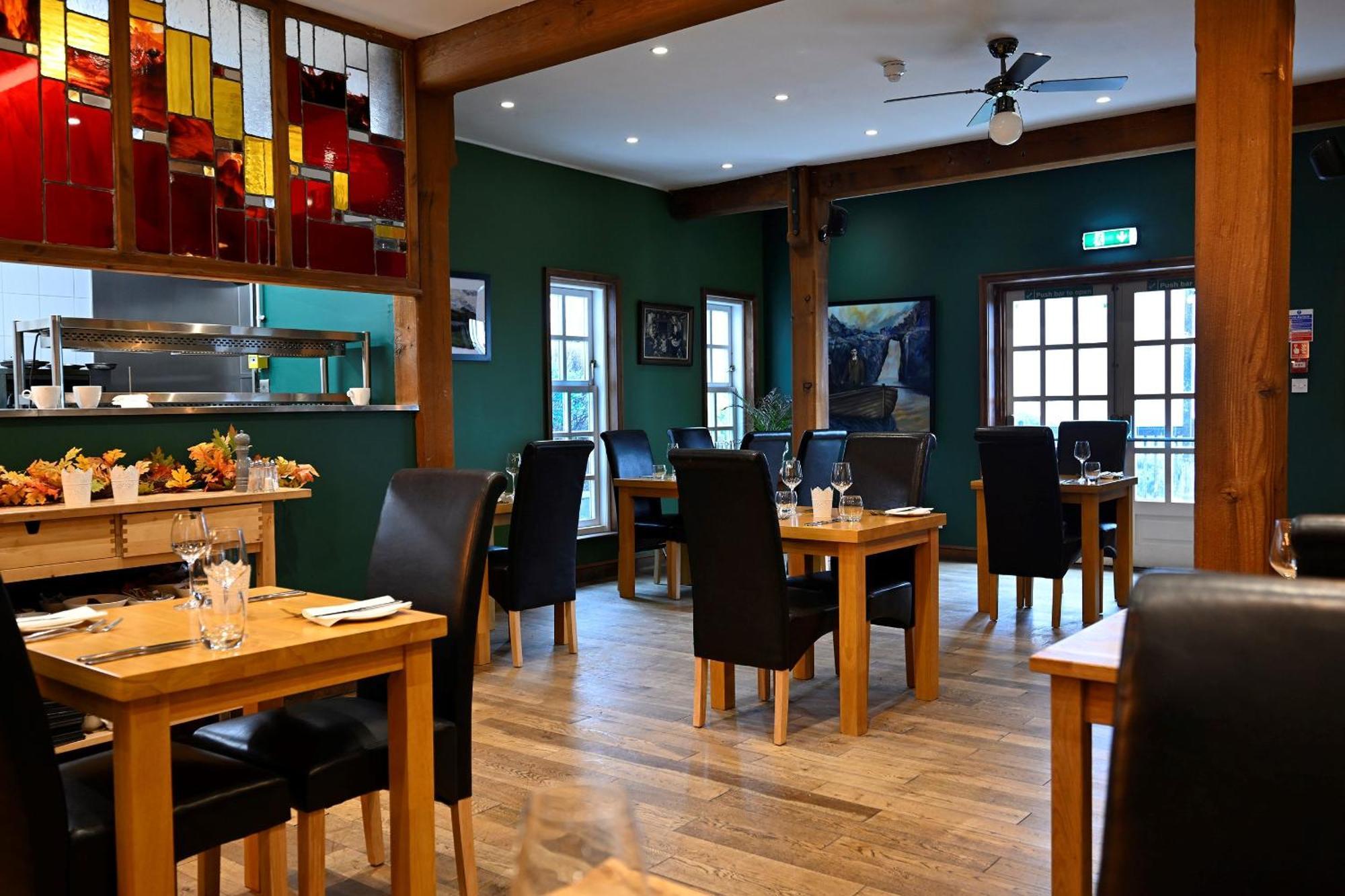Lime Tree Hotel Форт Уилям Екстериор снимка